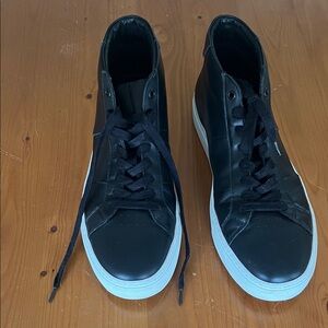 Men’s “Greats” black leather high tops !